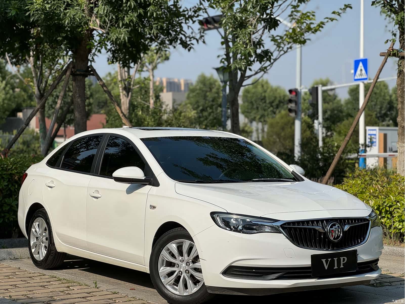Buick V, 2018 3