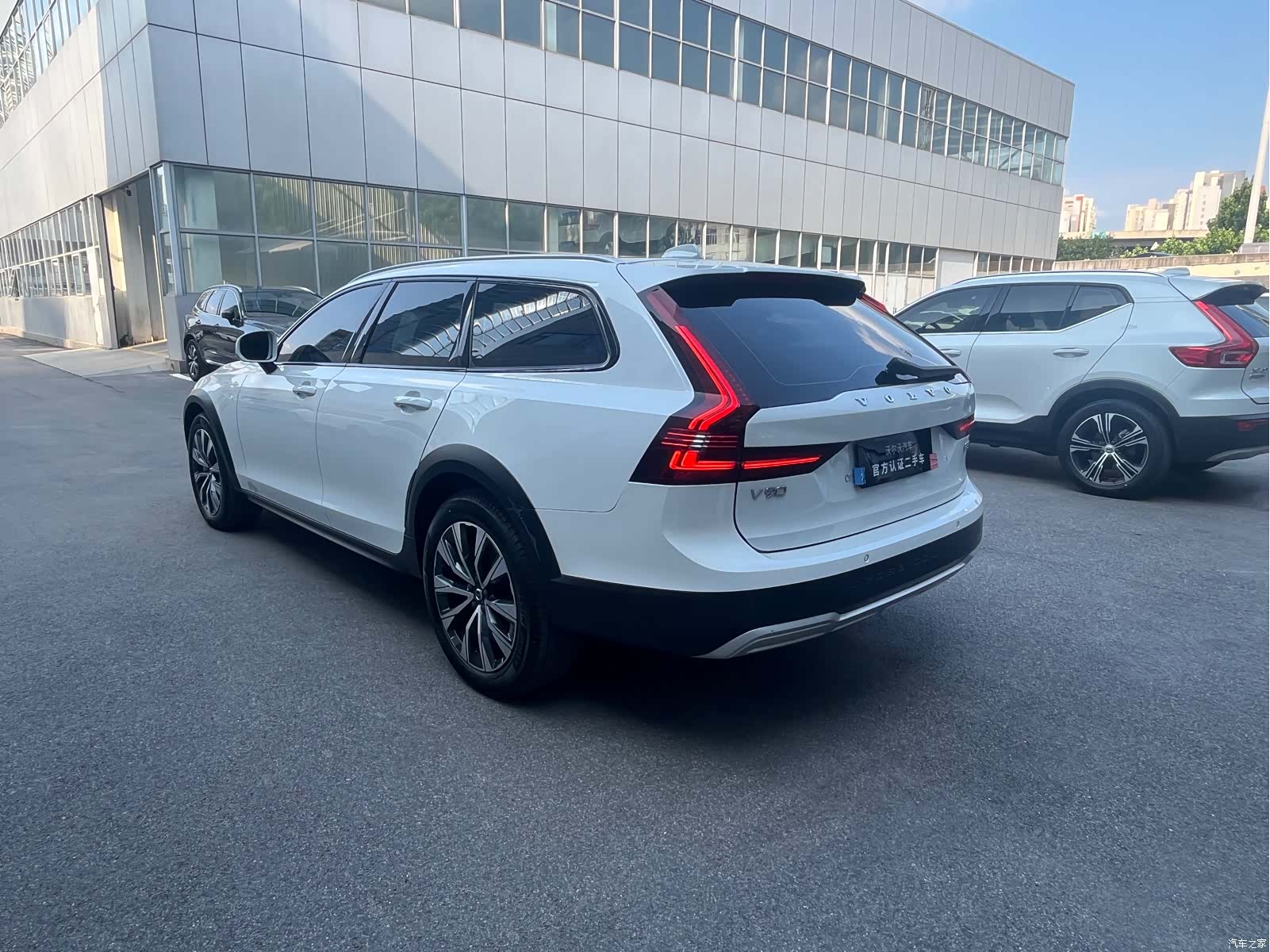 Volvo V90, 2024 3