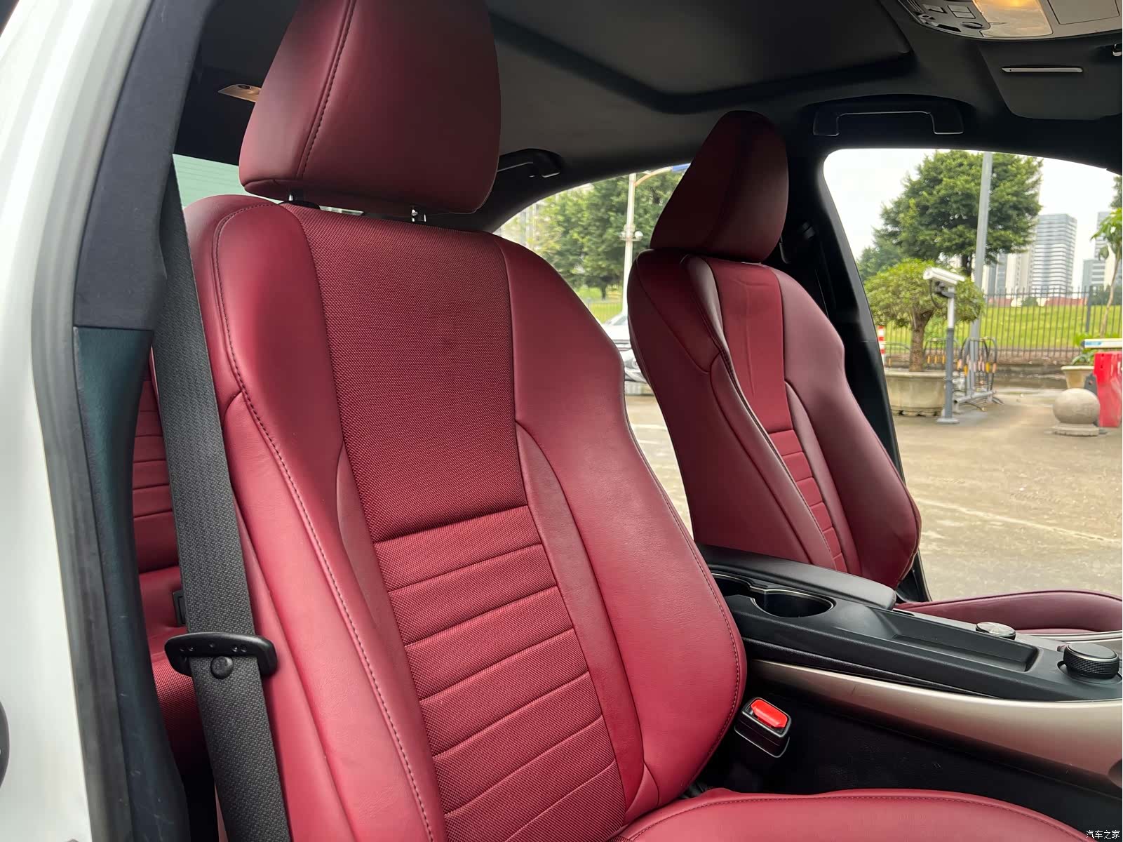 Lexus IS, 2018 9