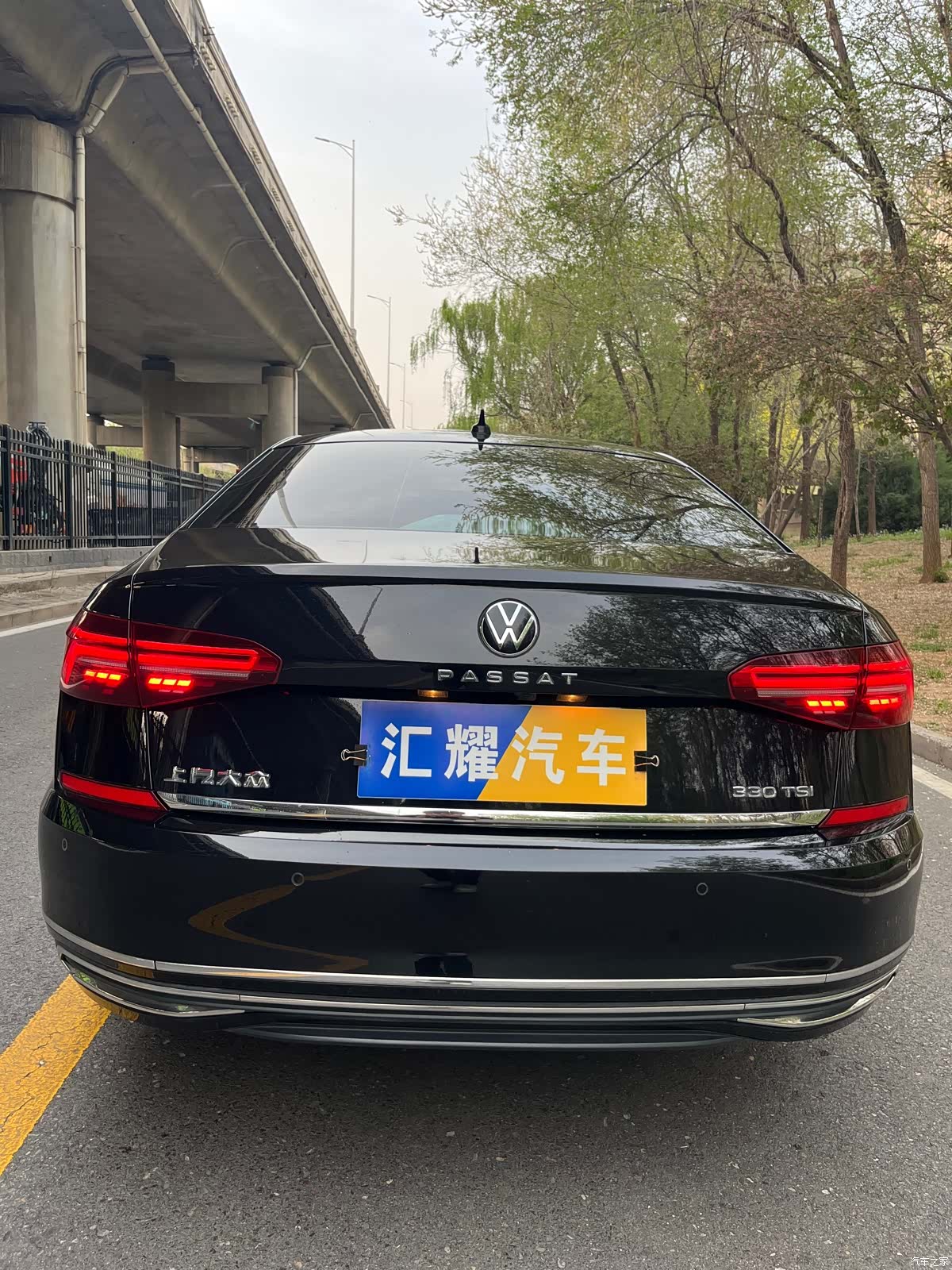 Volkswagen Passat, 2021 3
