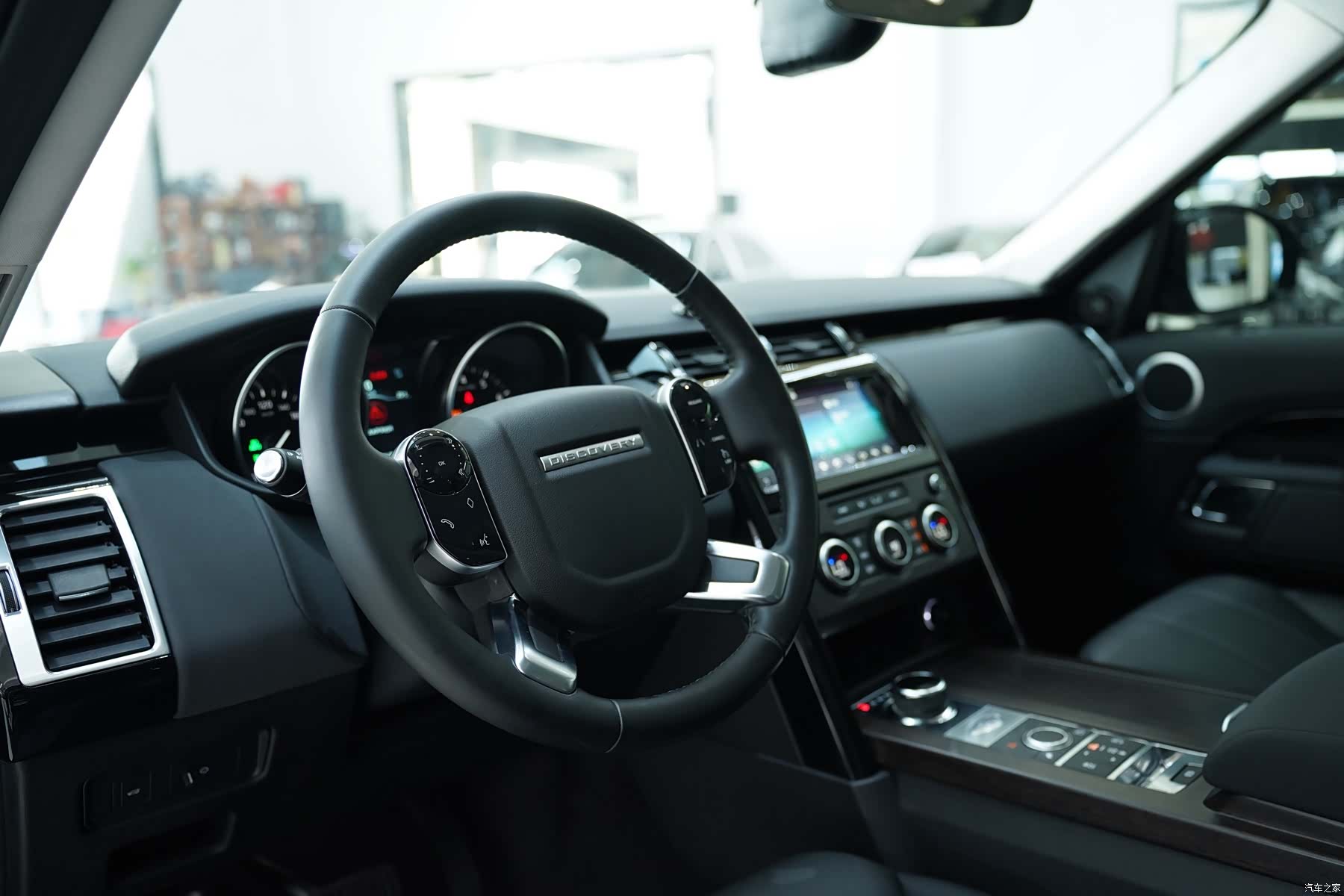 Land Rover Discovery, 2019 все фото