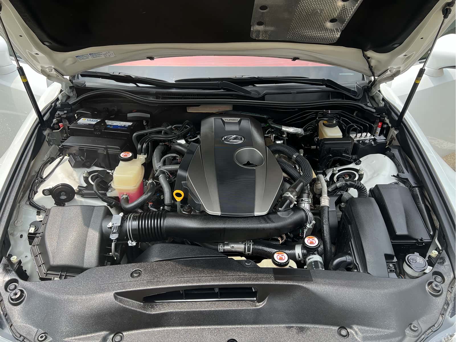 Lexus IS, 2018 20