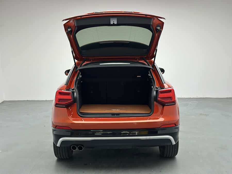 Audi Q2L 2019, фото 5