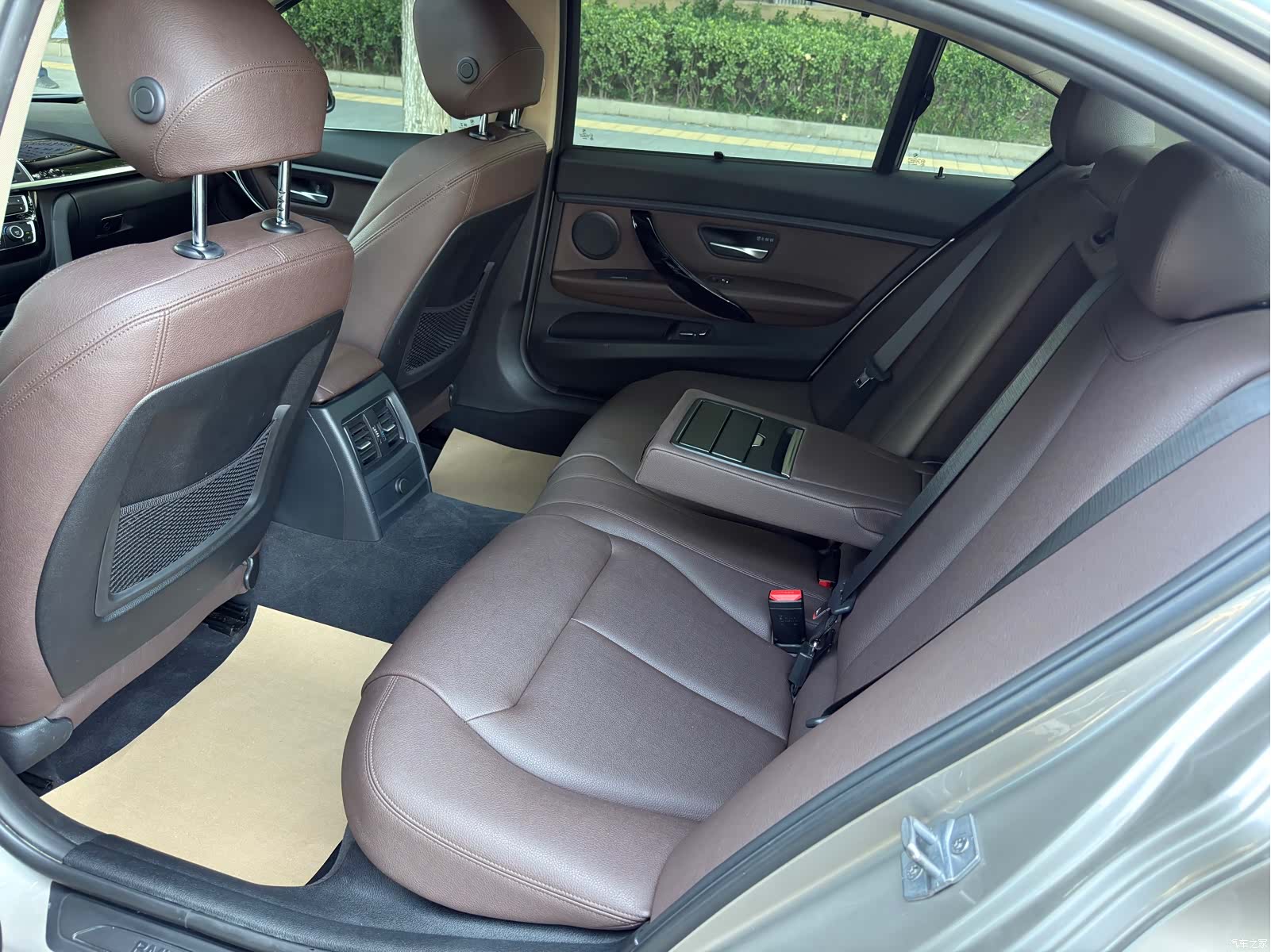 BMW 3 Series, 2019 10