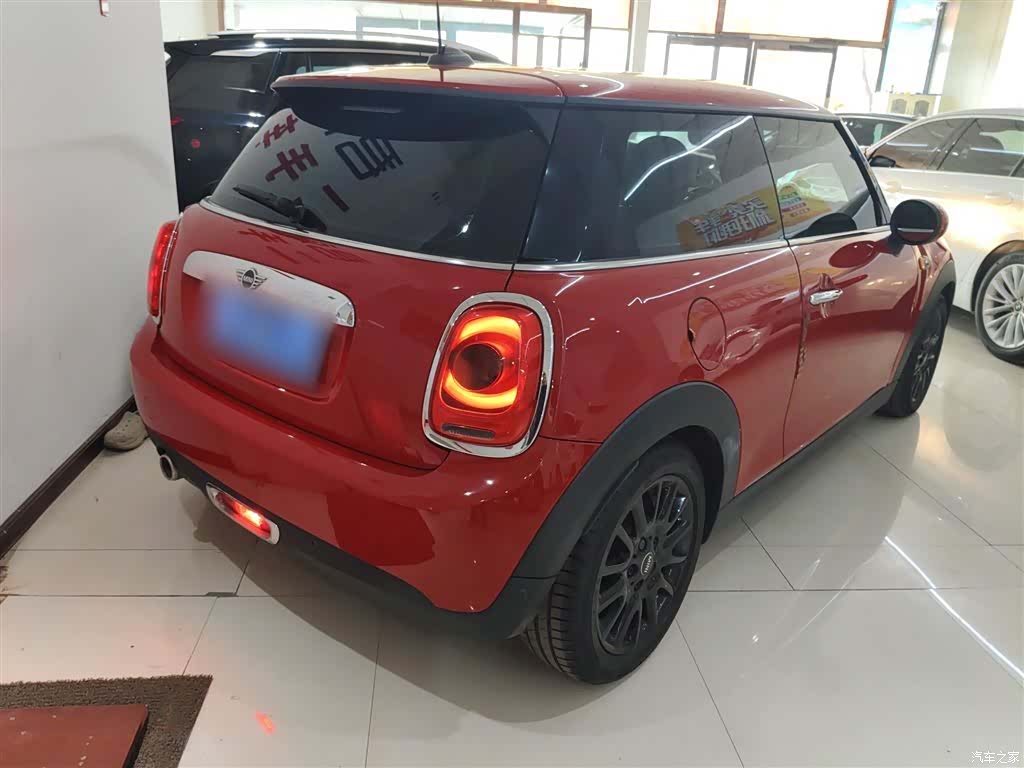 Mini ONE, 2019 23
