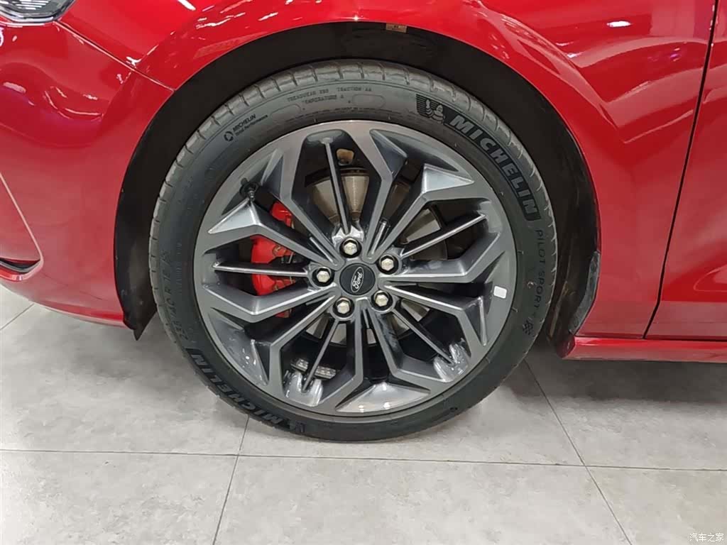 Ford Focus, 2023 23
