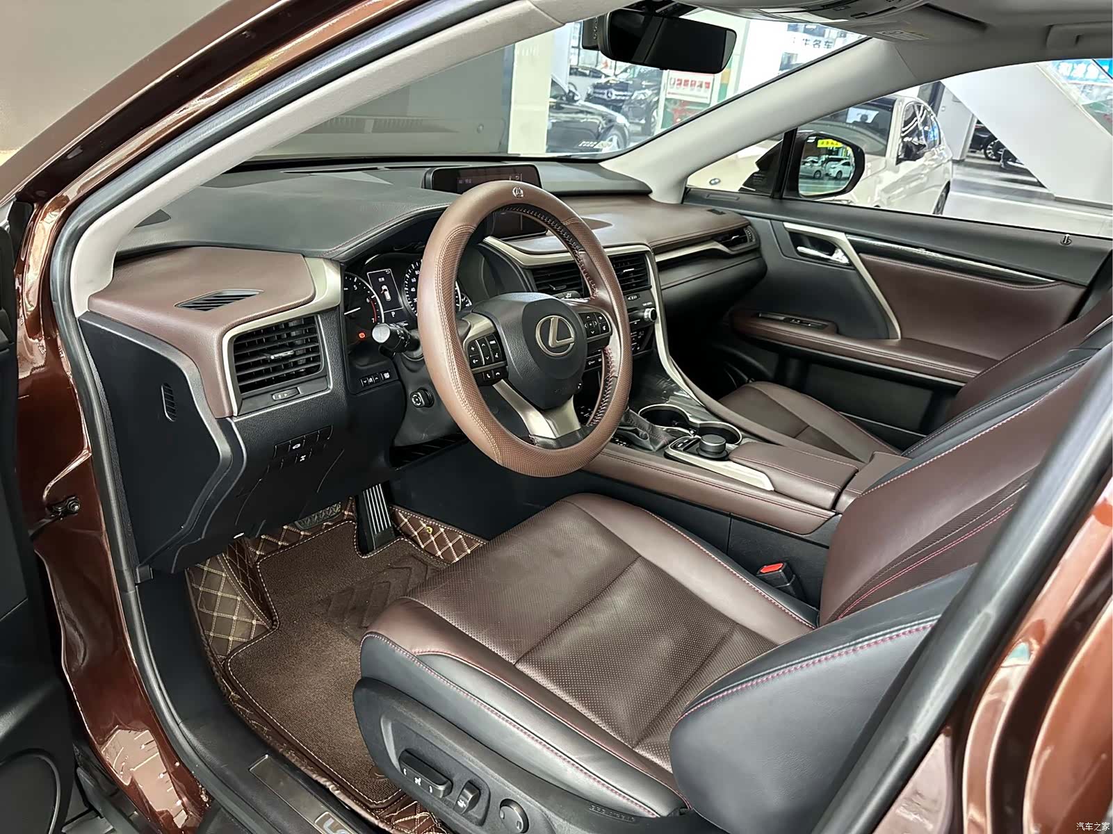 Lexus RX, 2018 все фото