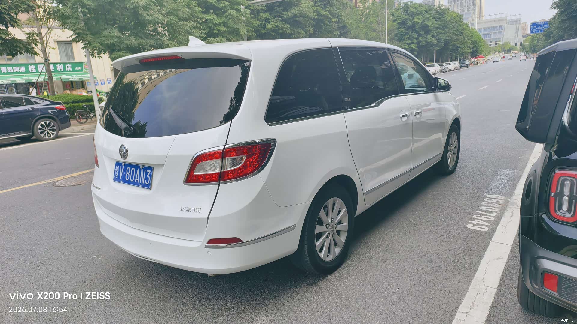 Buick GL8, 2013 7