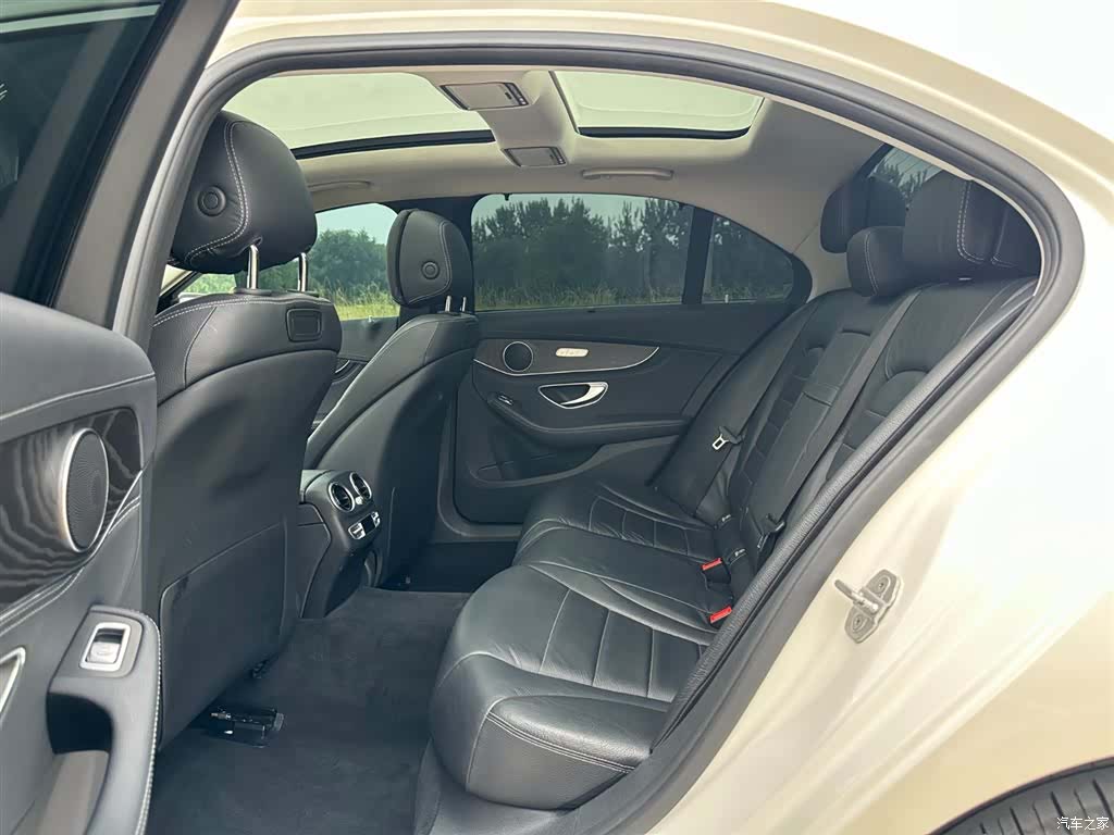 Mercedes-Benz C-Class, 2016 9