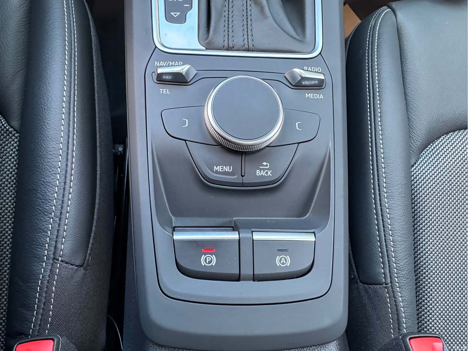 Audi Q2L, 2021 33