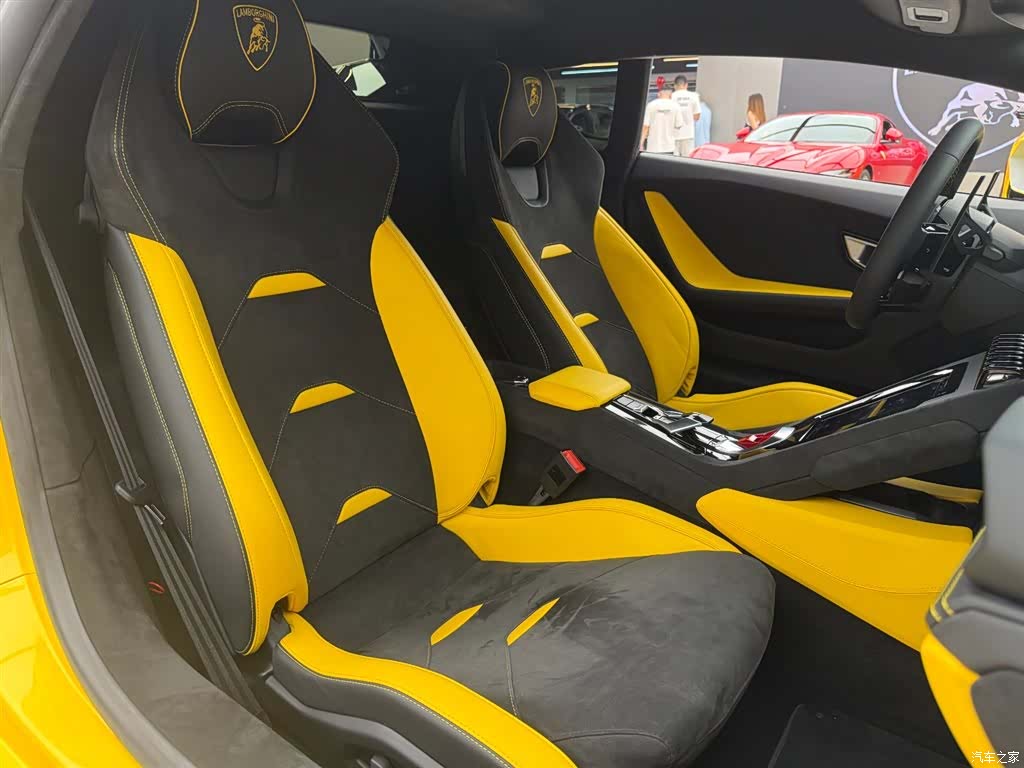 Lamborghini Huracán, 2024 10