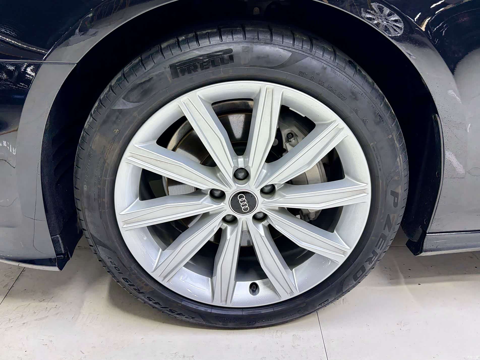 Audi A6L, 2023 все фото