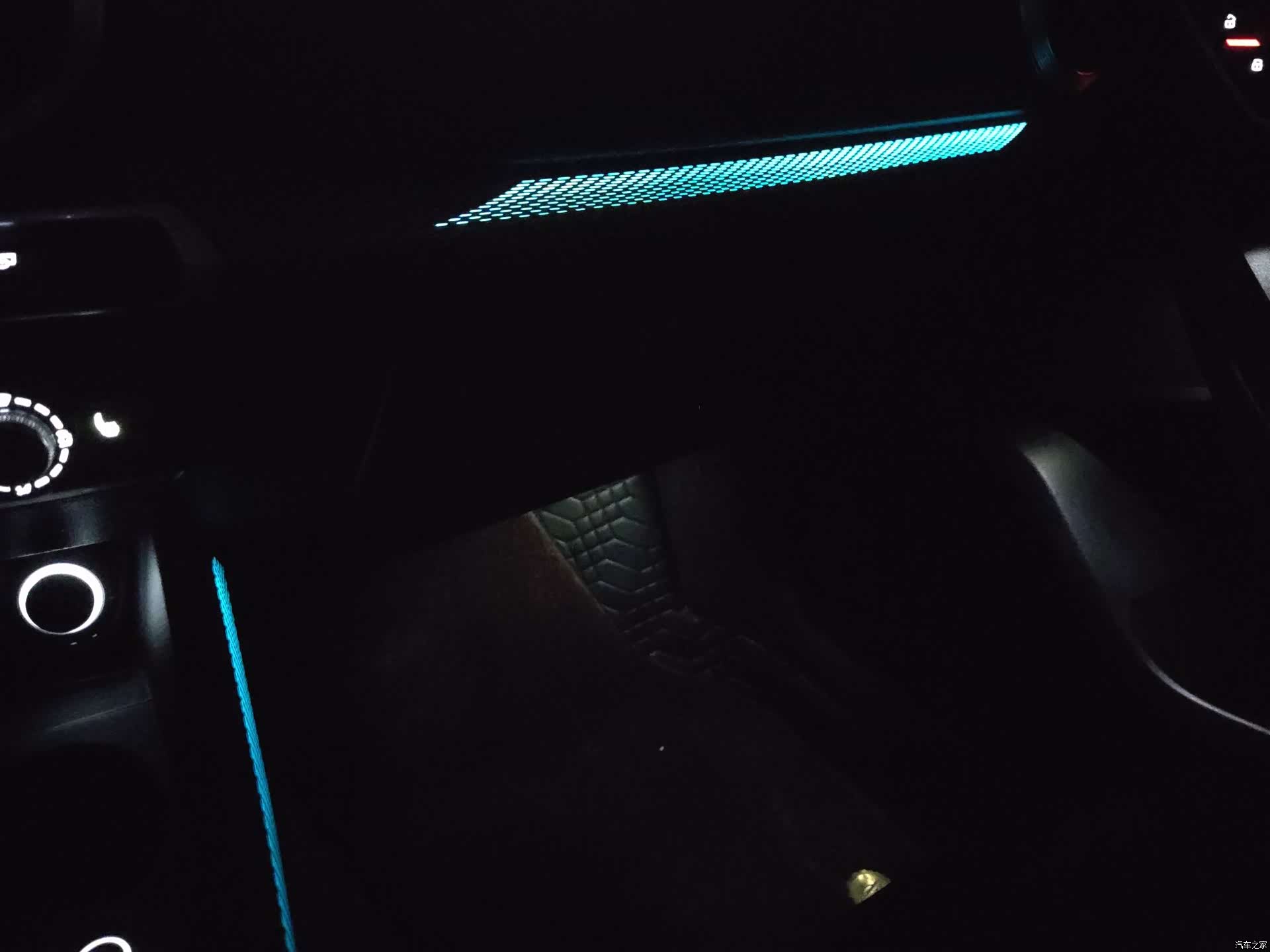 Audi Q2L, 2022 2