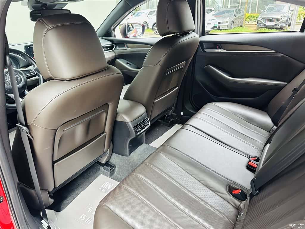 Mazda Atenza, 2020 10