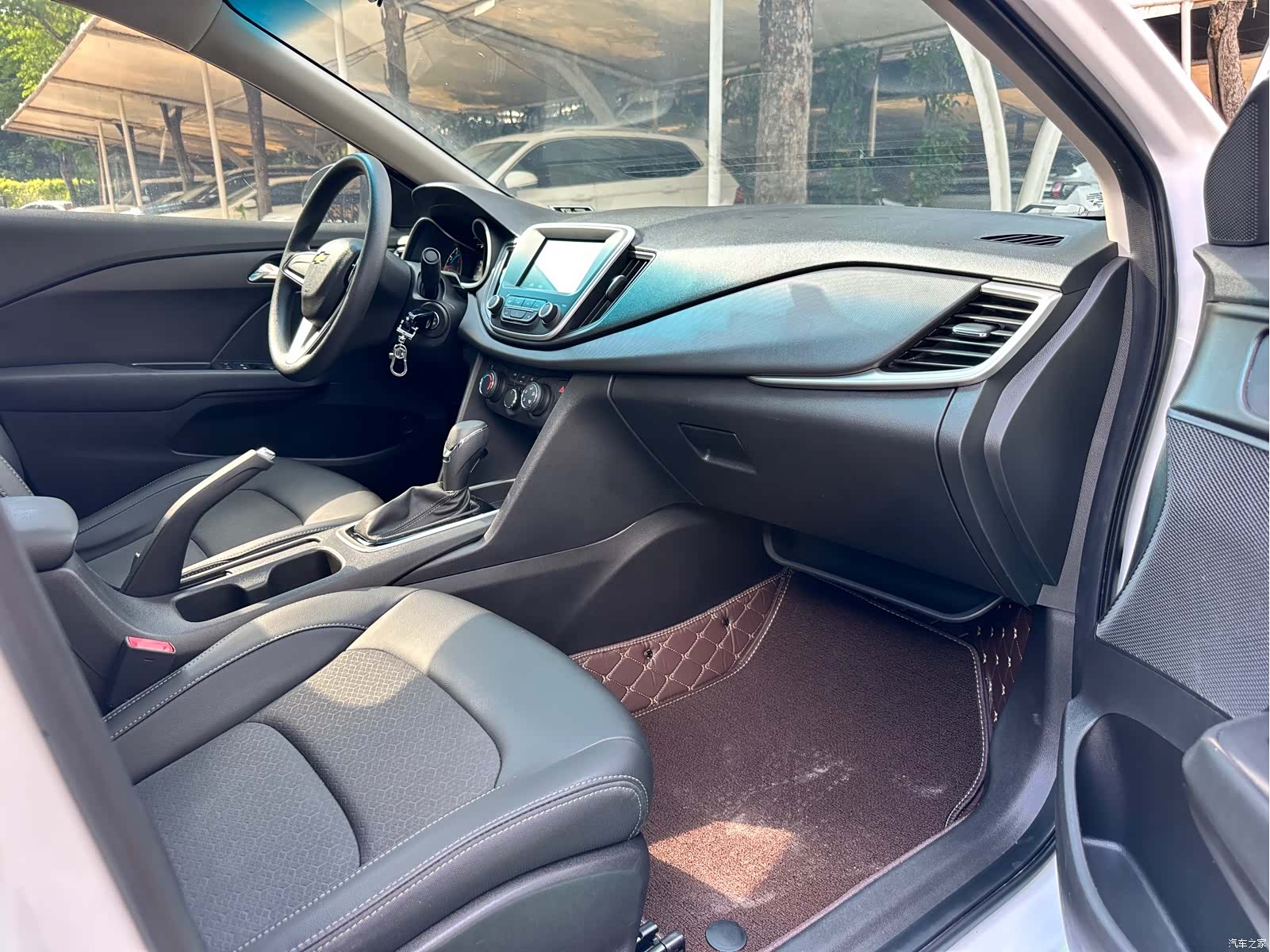 Chevrolet 320, 2018 23