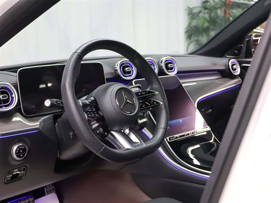 Mercedes-Benz C-Class, 2024 9