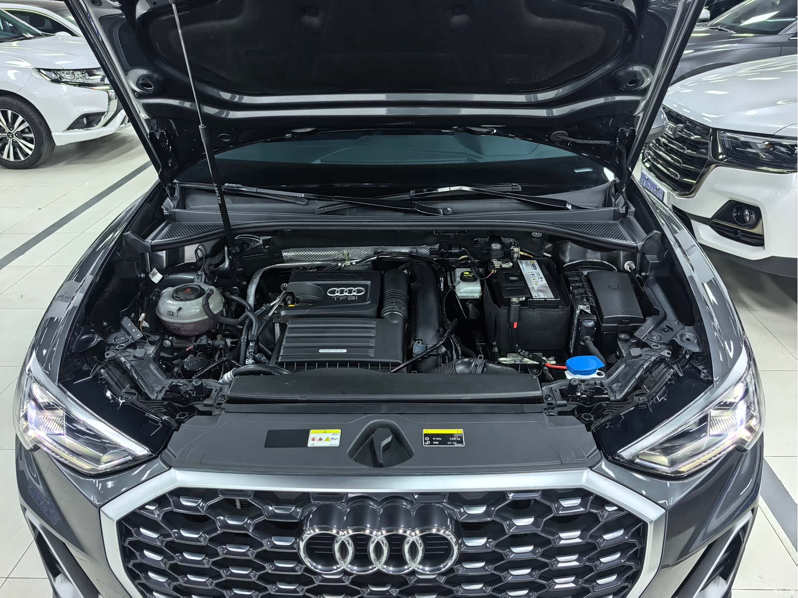 Audi Q3, 2023 20