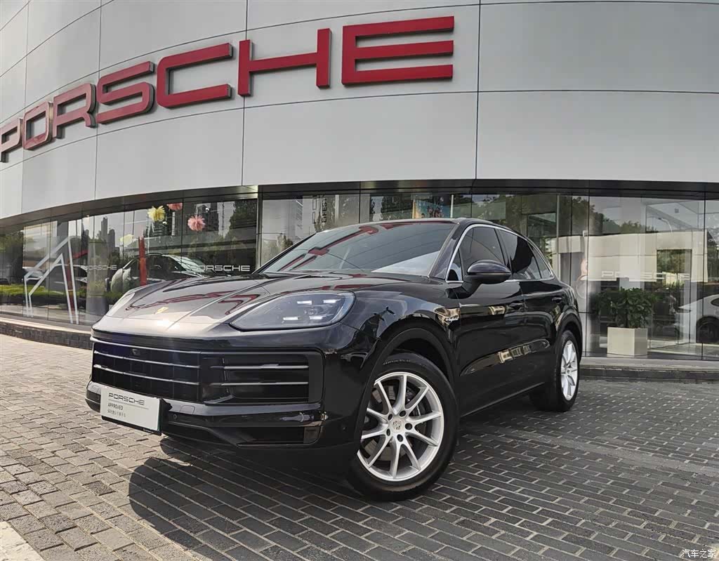 Porsche Cayenne, 2024 1