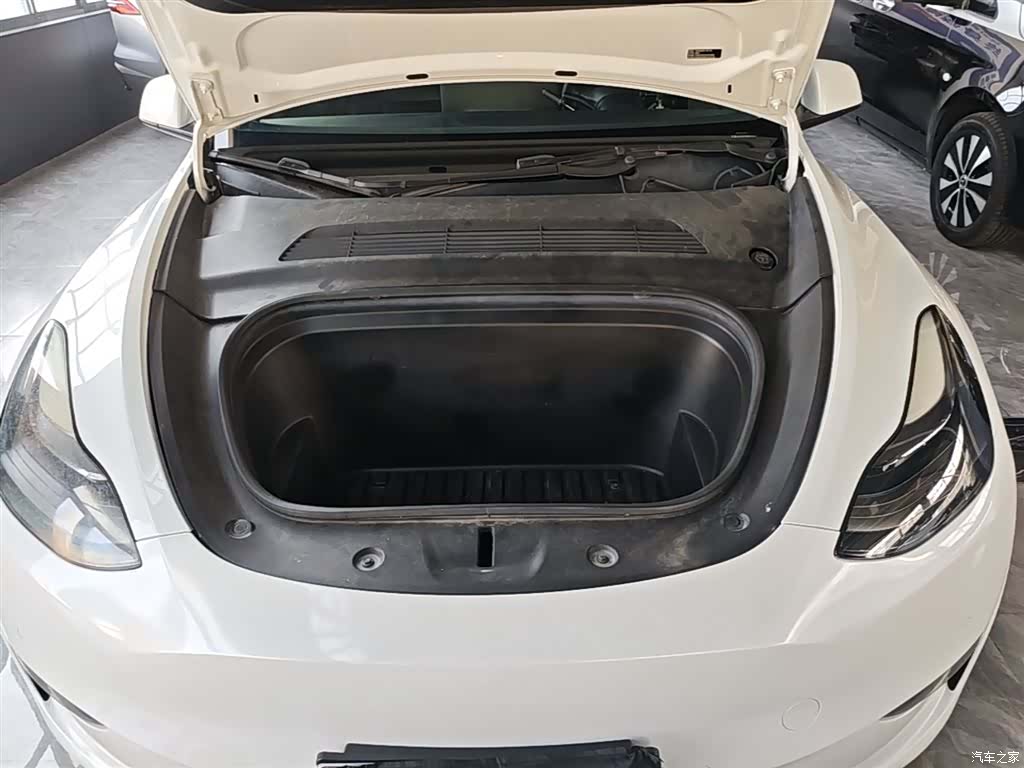 Tesla Model Y, 2021 20