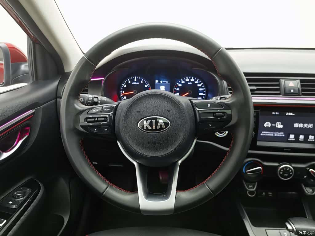 Kia KX, 2019 11