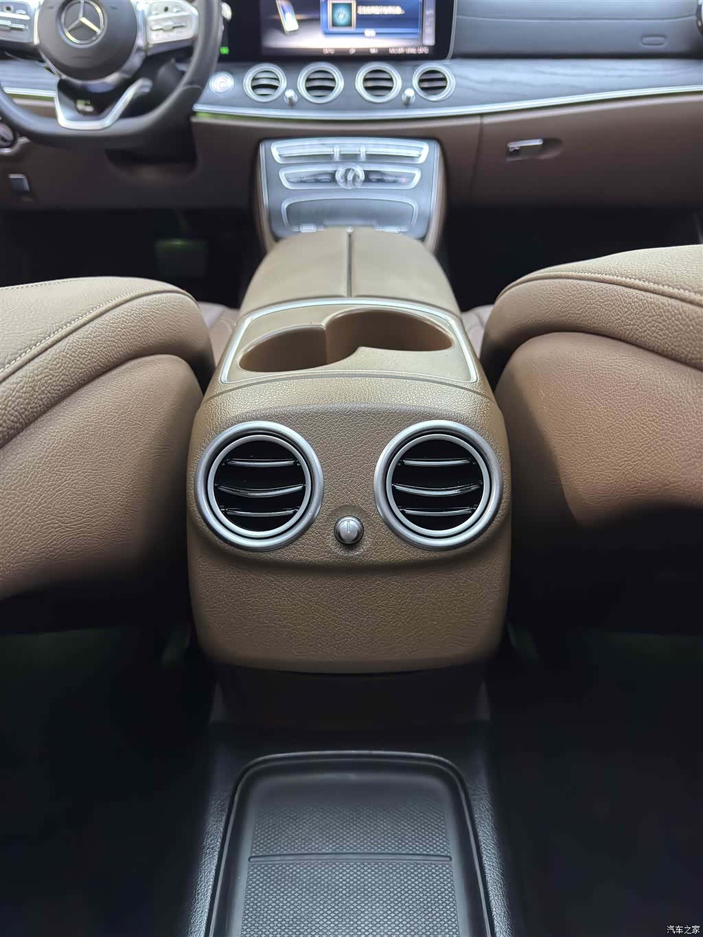 Mercedes-Benz E-Class, 2020 10