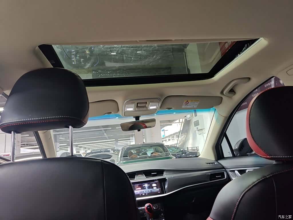 Geely Emgrand, 2021 18