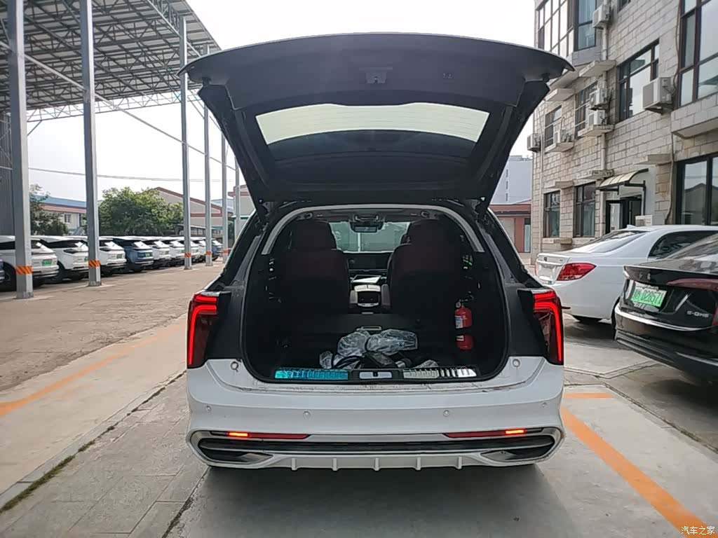 Hongqi E-HS9, 2023 19