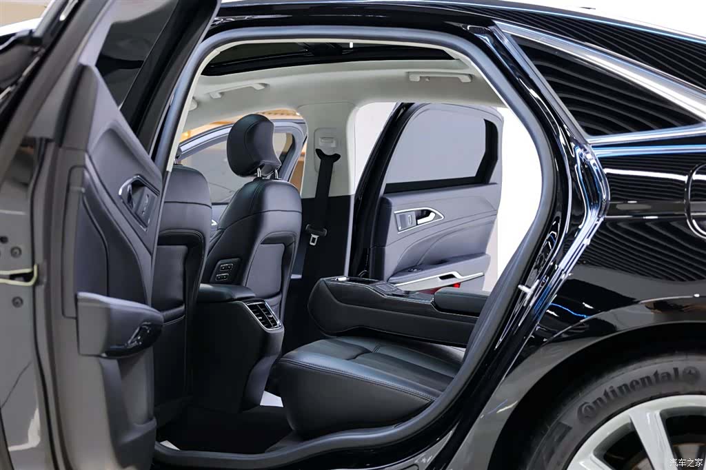 Ford Taurus, 2020 29