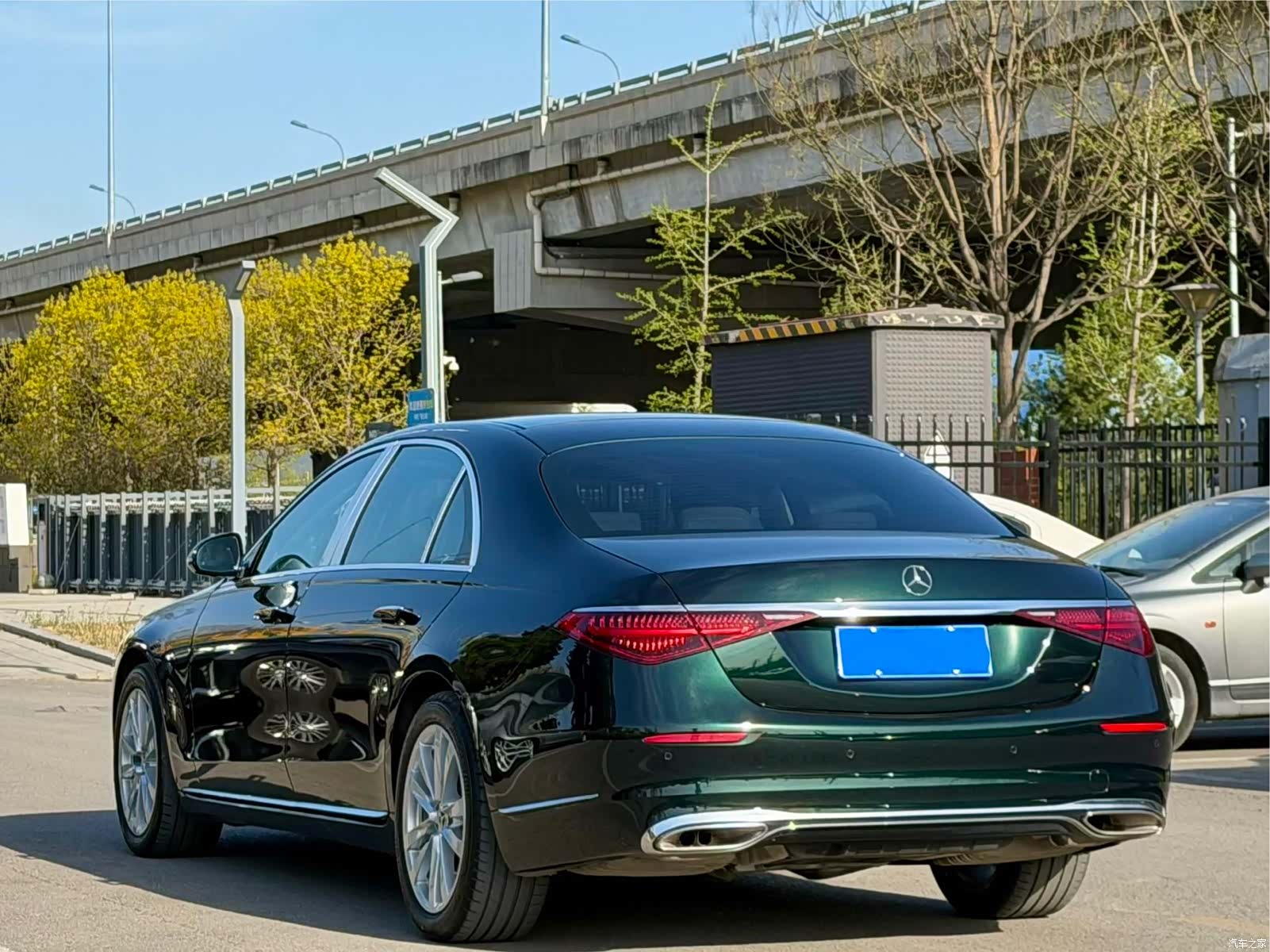 Mercedes-Benz S-Class, 2023 13