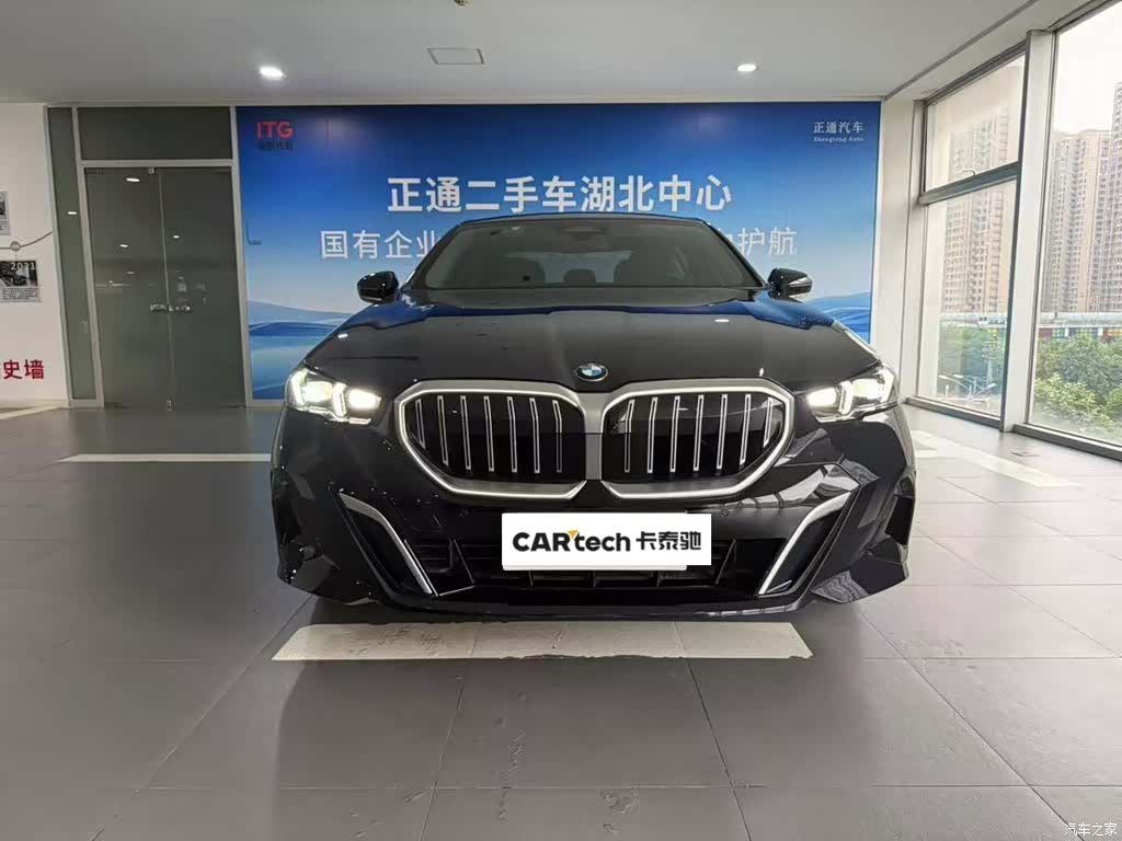 BMW 5 Series, 2024 1