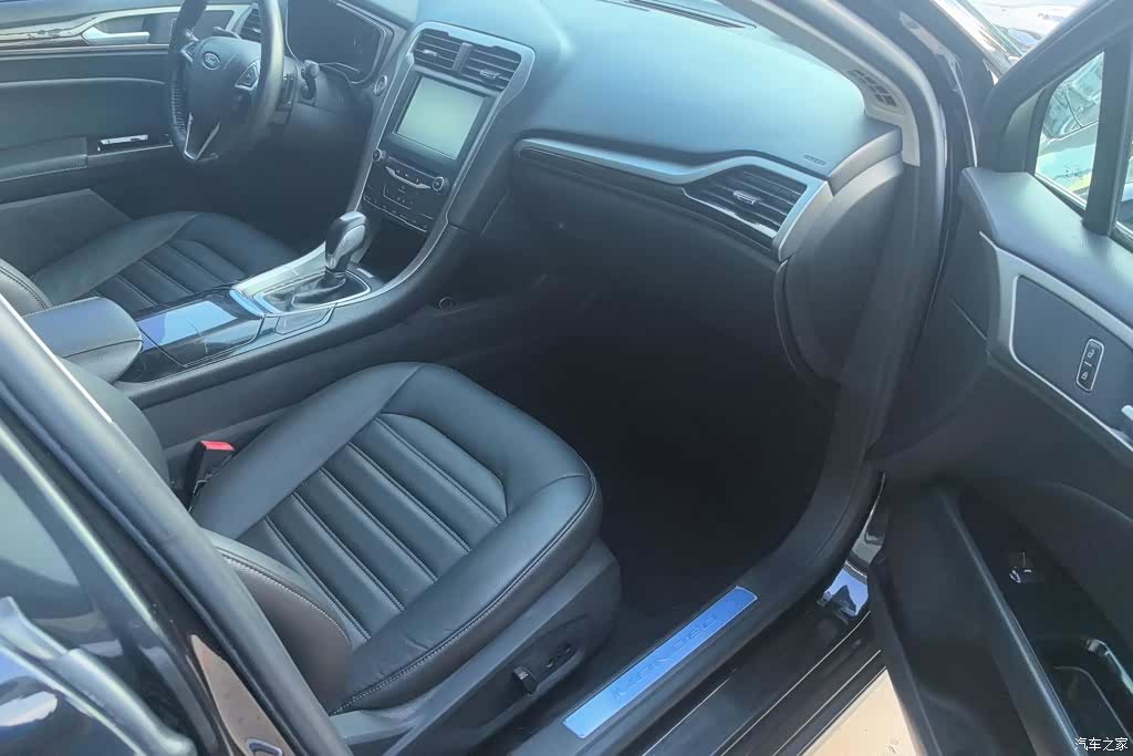 Ford Mondeo, 2015 8