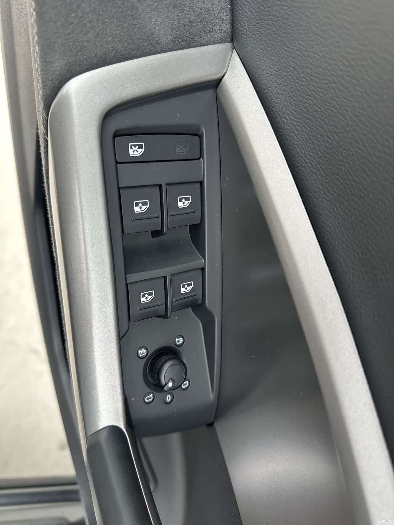 Audi Q3, 2023 12