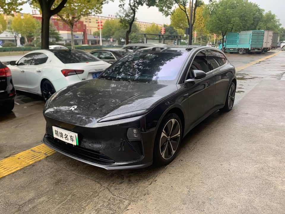NIO ET5T