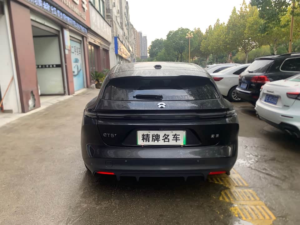 NIO ET5T