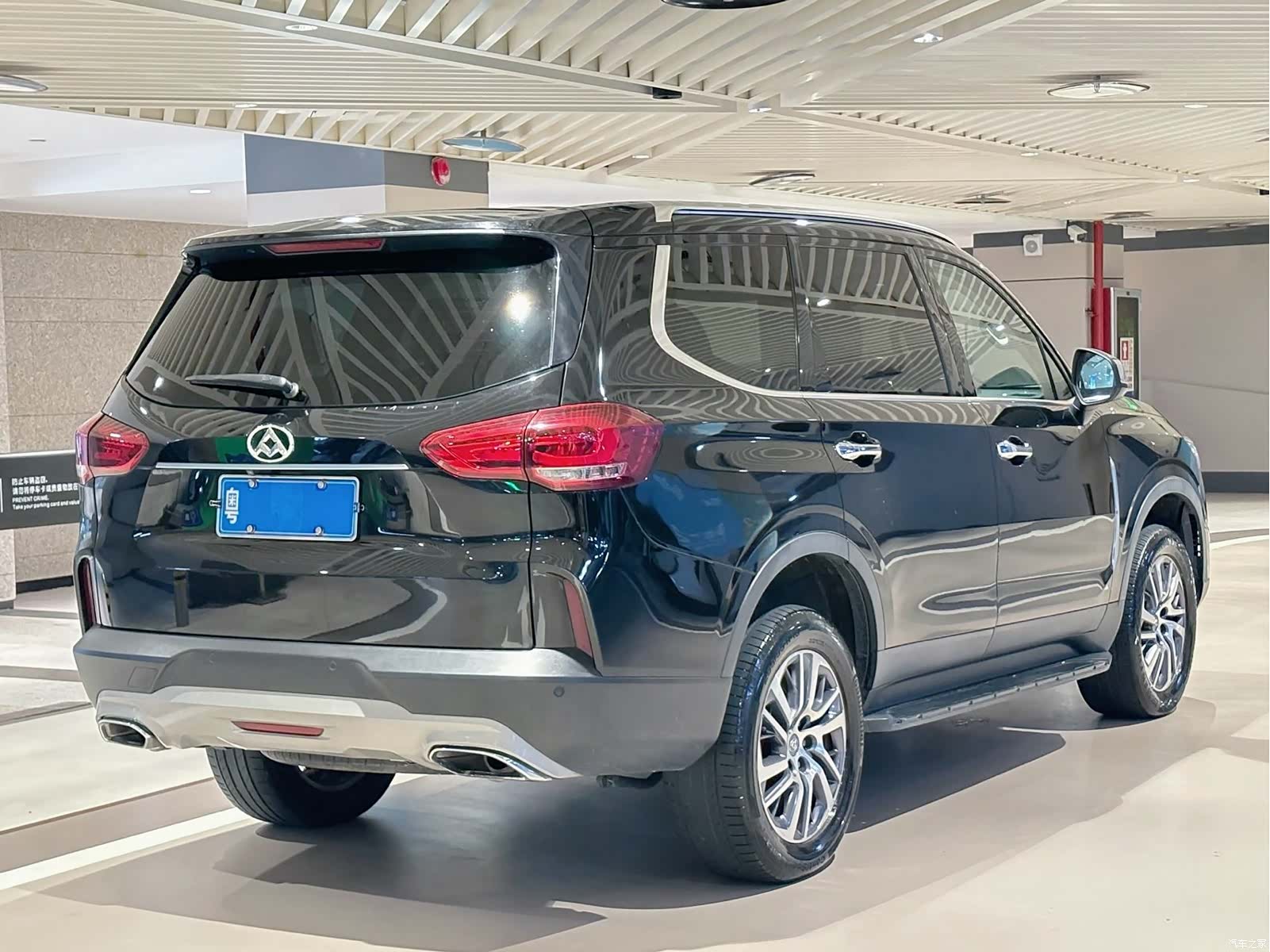 Maxus D90, 2019 6