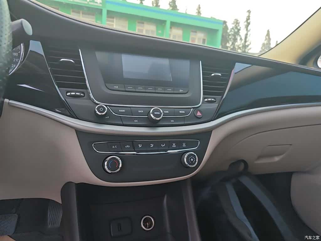 Buick Verano, 2017 13