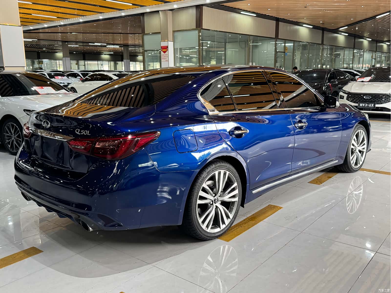 Infiniti Q50L, 2020 все фото