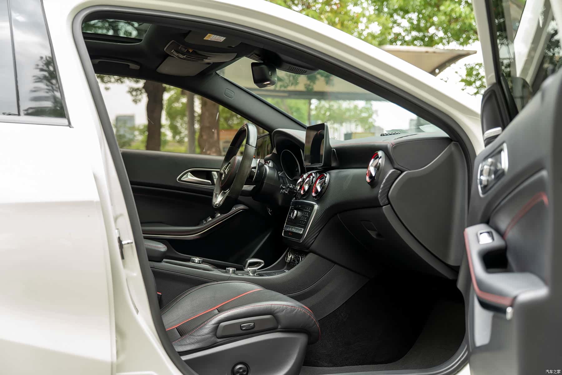 Mercedes-Benz A-Class, 2016 13