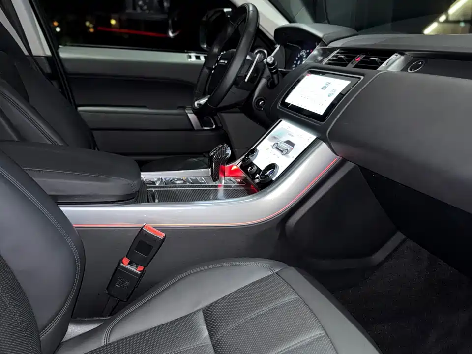 Land Rover Range Rover Sport Land Rover Range Rover Sport