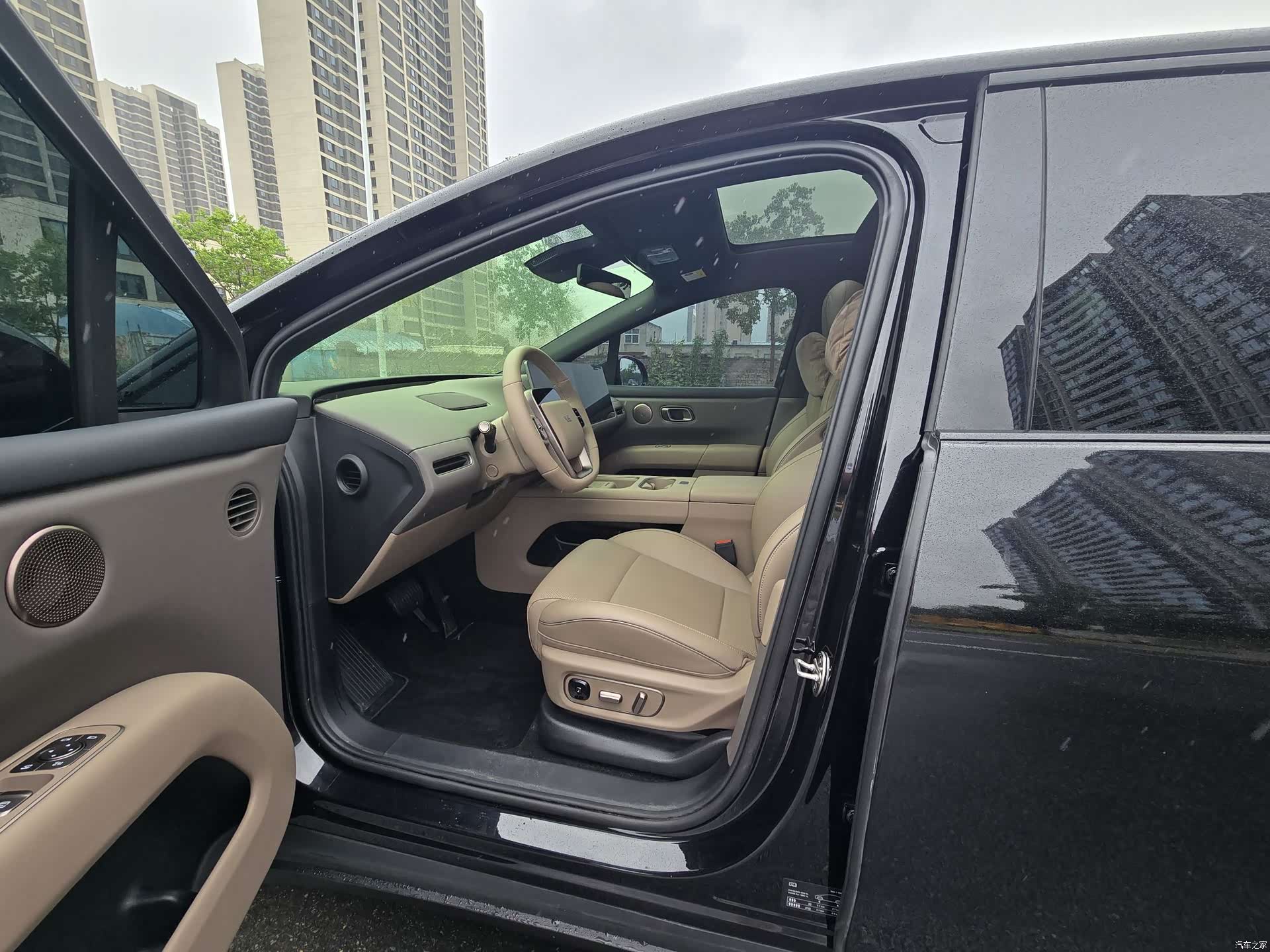 Li Auto i6, 2025 4