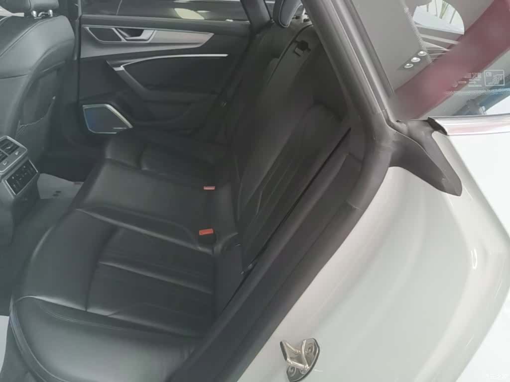 Audi A7, 2022 24