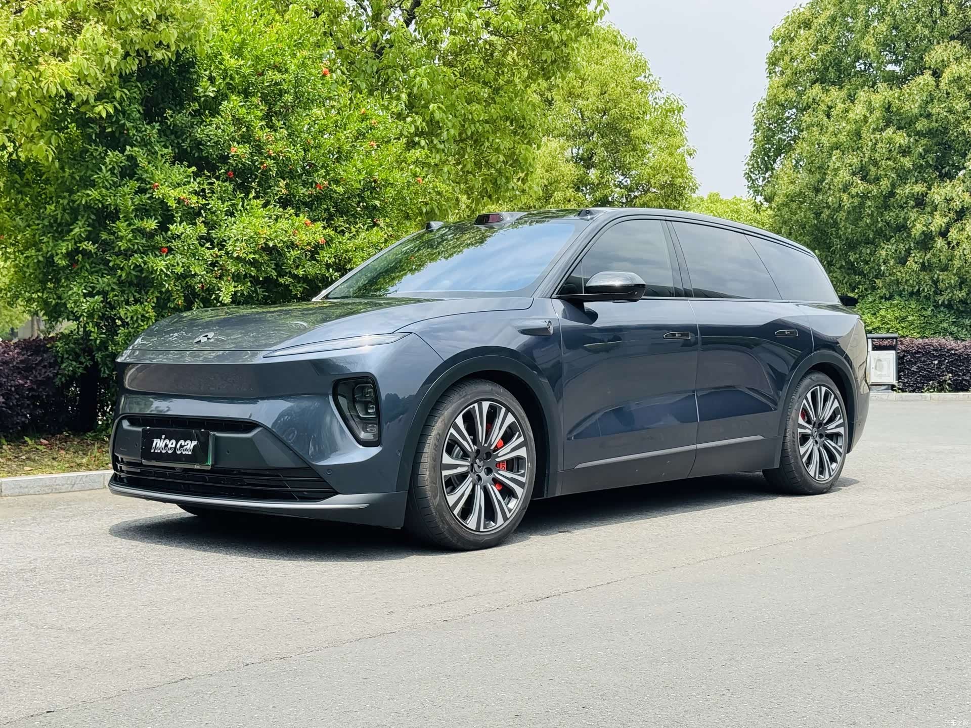 NIO ES8, 2023 1