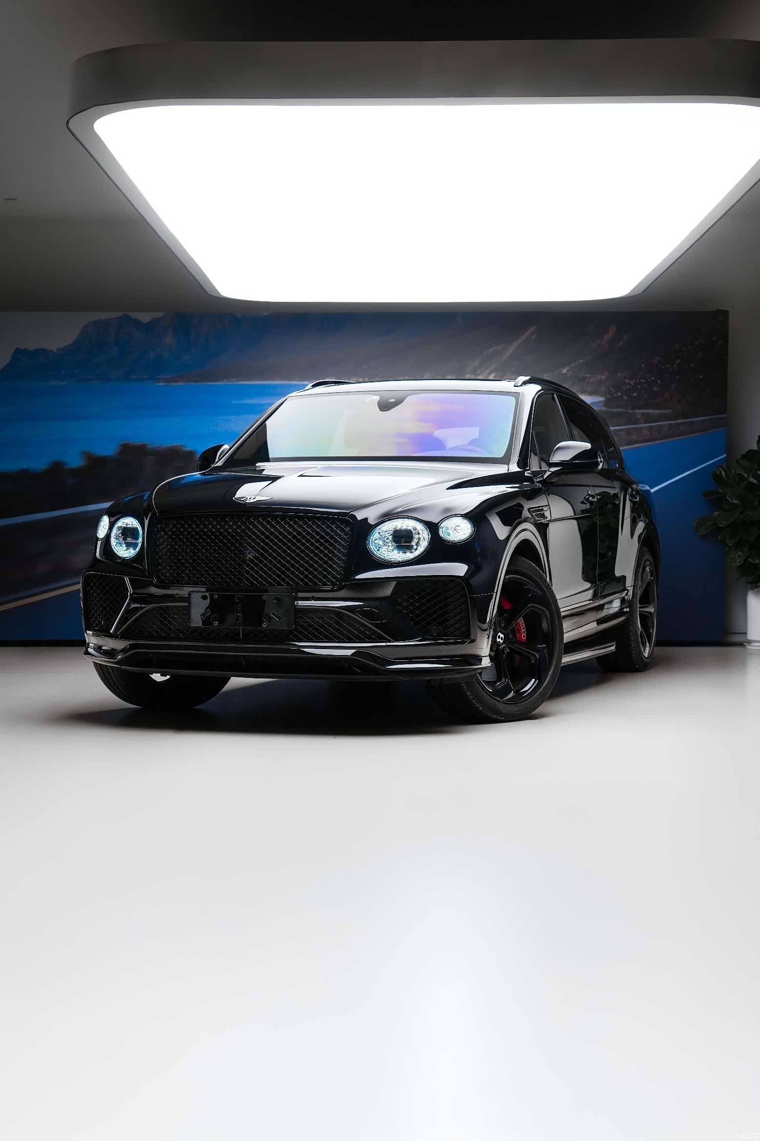 Bentley Bentayga, 2023 1