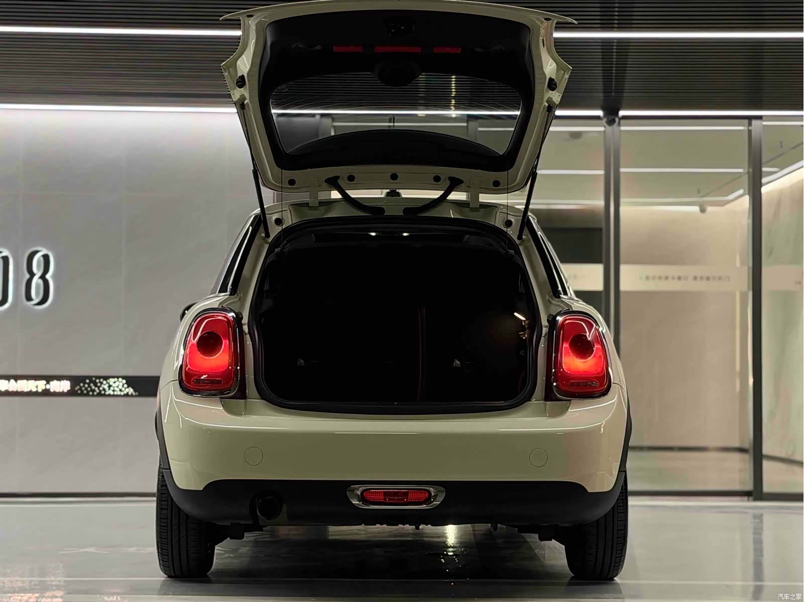 Mini ONE, 2017 16