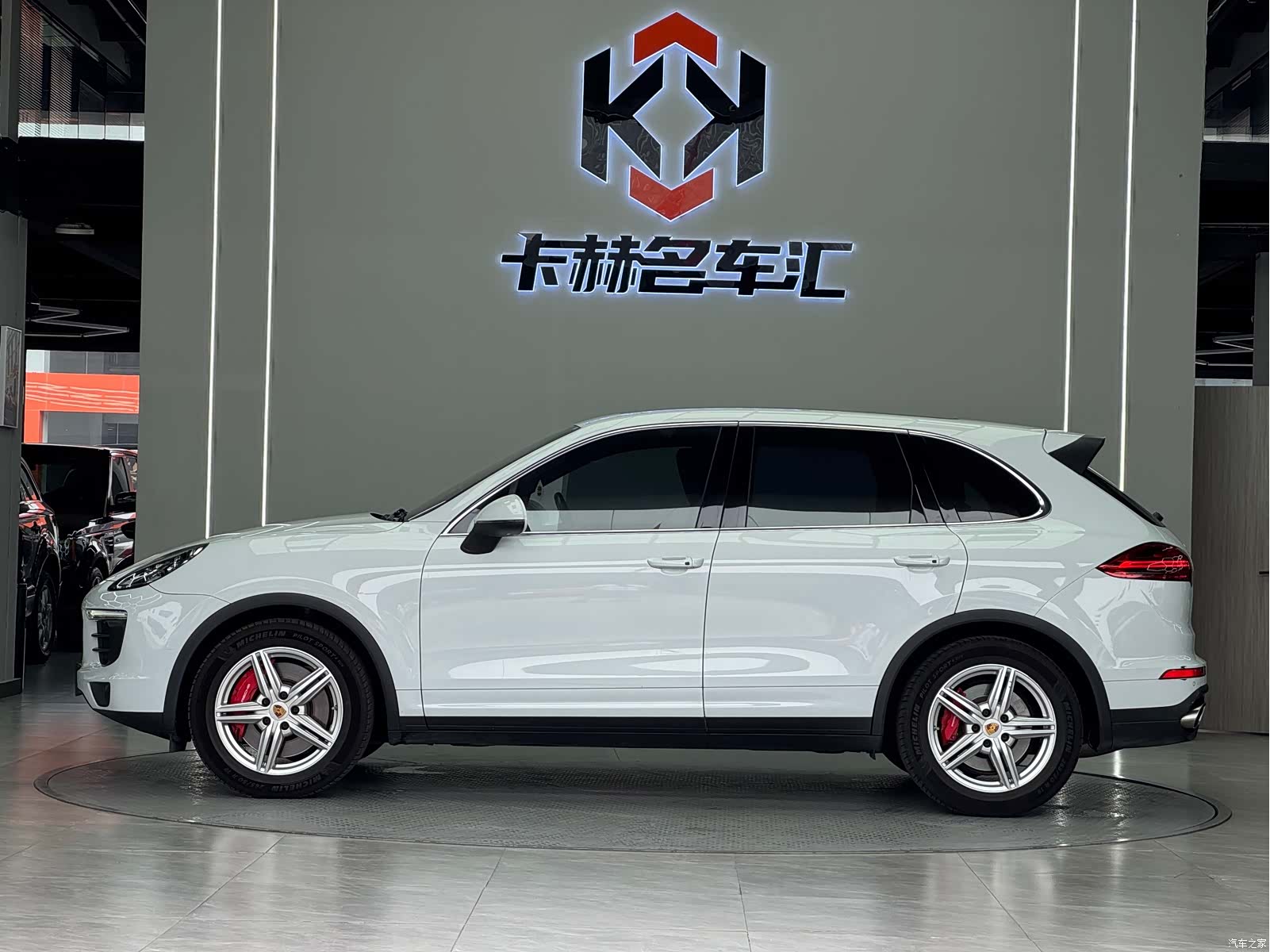 Porsche Cayenne, 2015 7