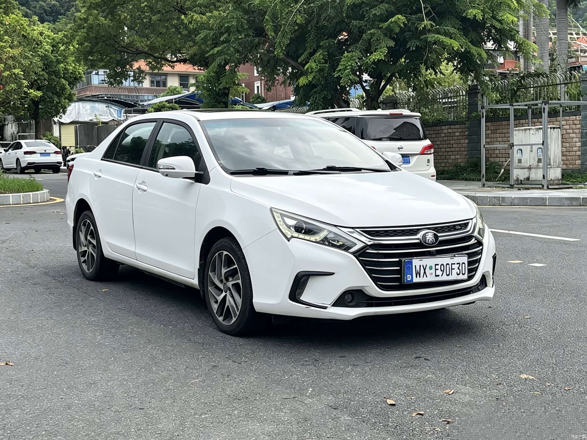 BYD Qin, 2017 3