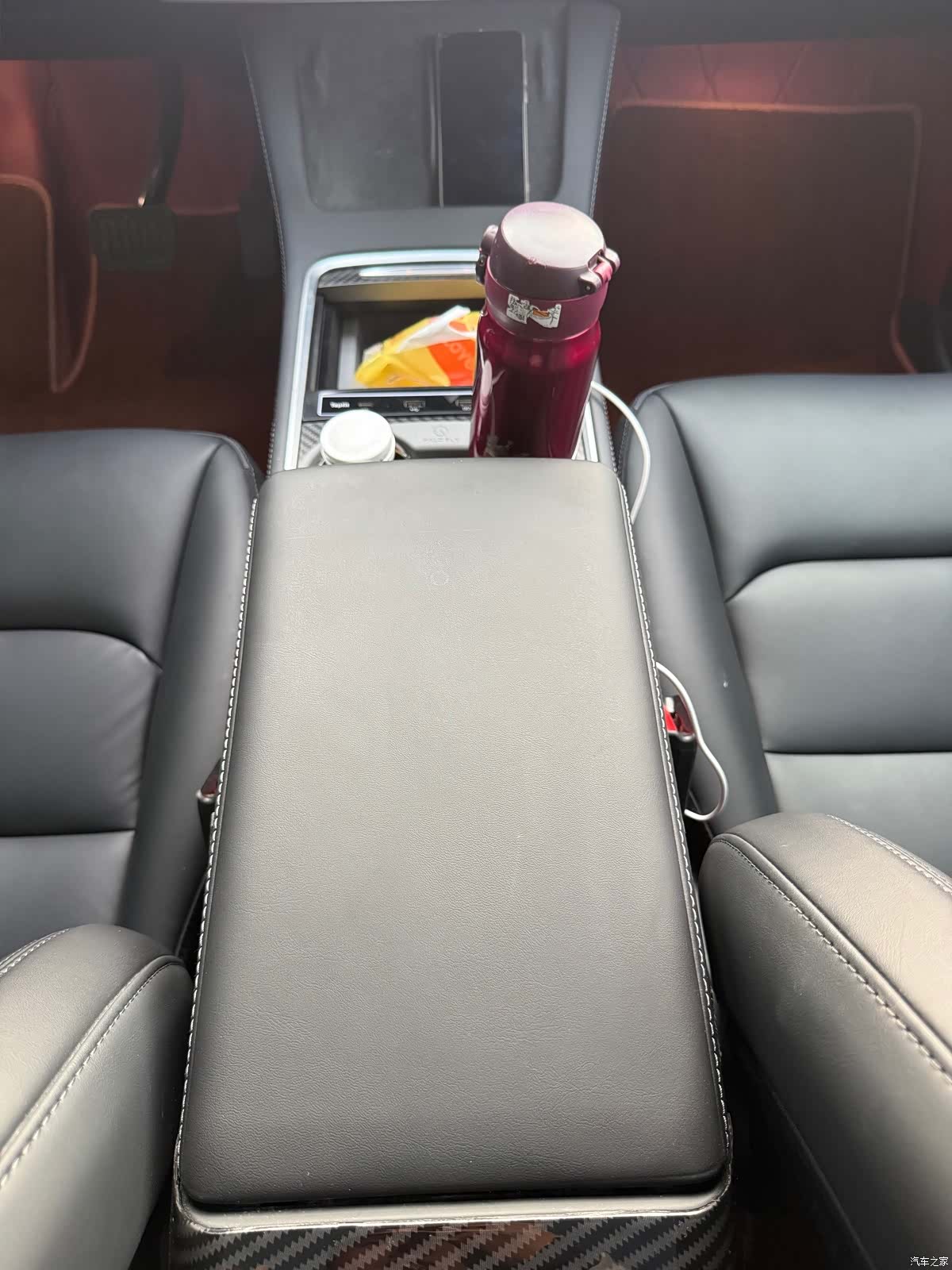 Tesla Model Y, 2023 10