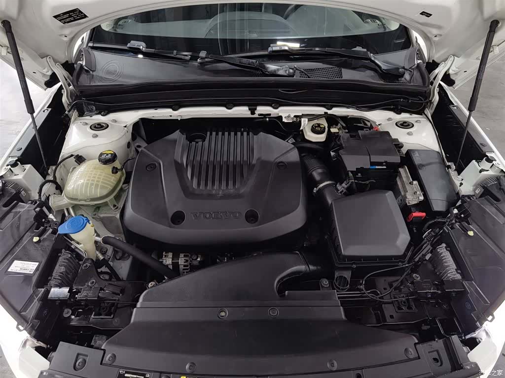 Volvo XC40, 2019 6