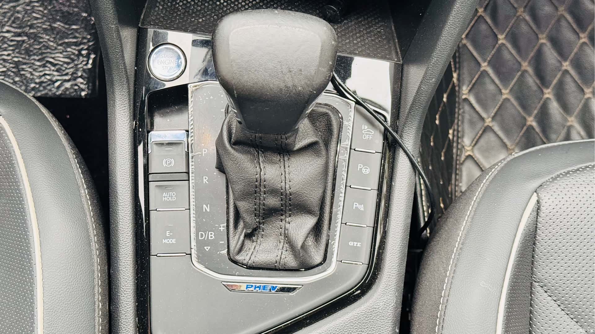 Volkswagen Tiguan L, 2020 14