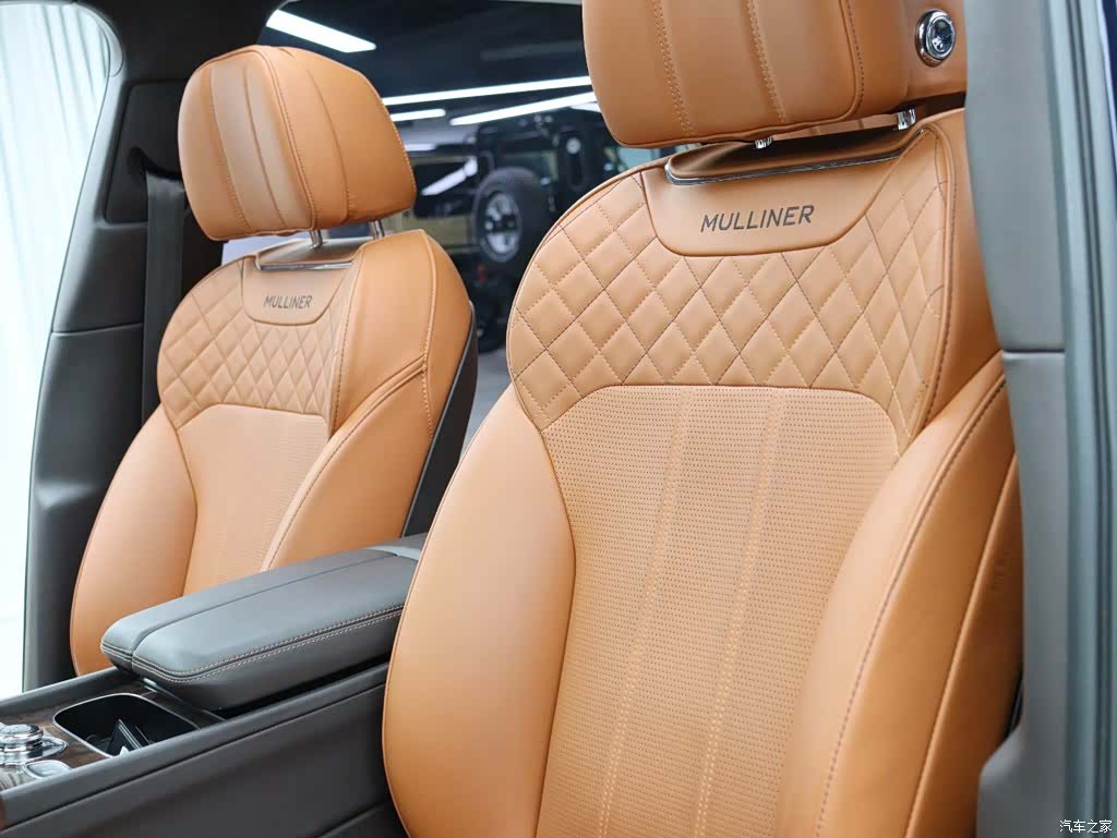 Bentley Bentayga, 2019 3